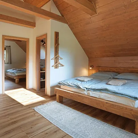 Fialka 木屋